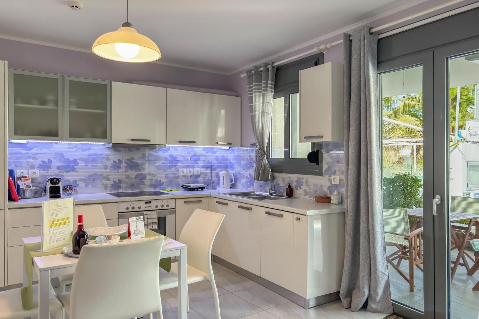 Alisahni Villa & Suite كاتو ذاراتسو المظهر الخارجي الصورة